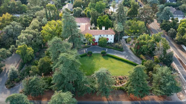 $2,350,000 | 4175 North Van Ness Boulevard, Fresno, CA 93704