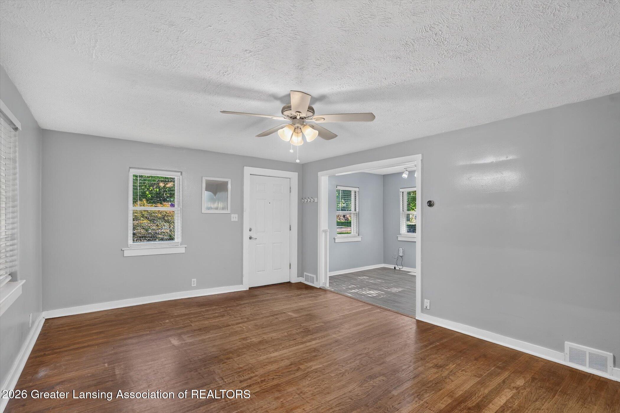 2020 Hamilton Road Okemos, MI 48864 - Photo 22 of 38 23-2020-Hamilton-Rd-WindowStill-Photogra