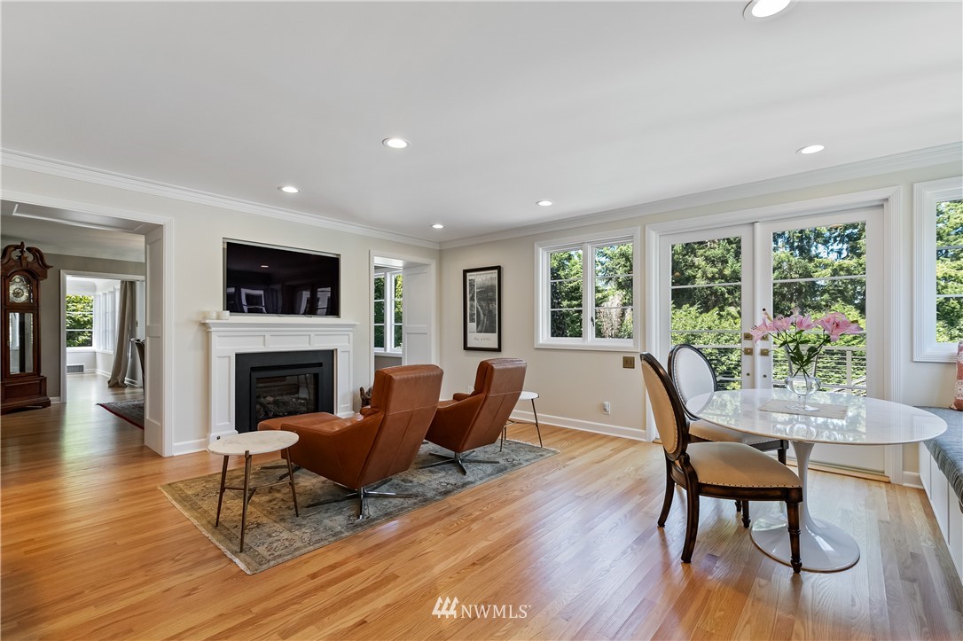 245 Middlefield Road Bellingham, WA 98225 - Photo 13 of 40 a living room with furniture and a fireplace