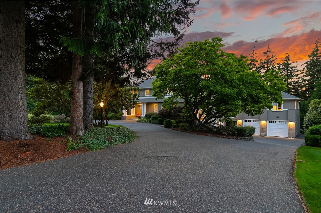245 Middlefield Road Bellingham, WA 98225 - Photo 4 of 40 a view of a street with a house in the background