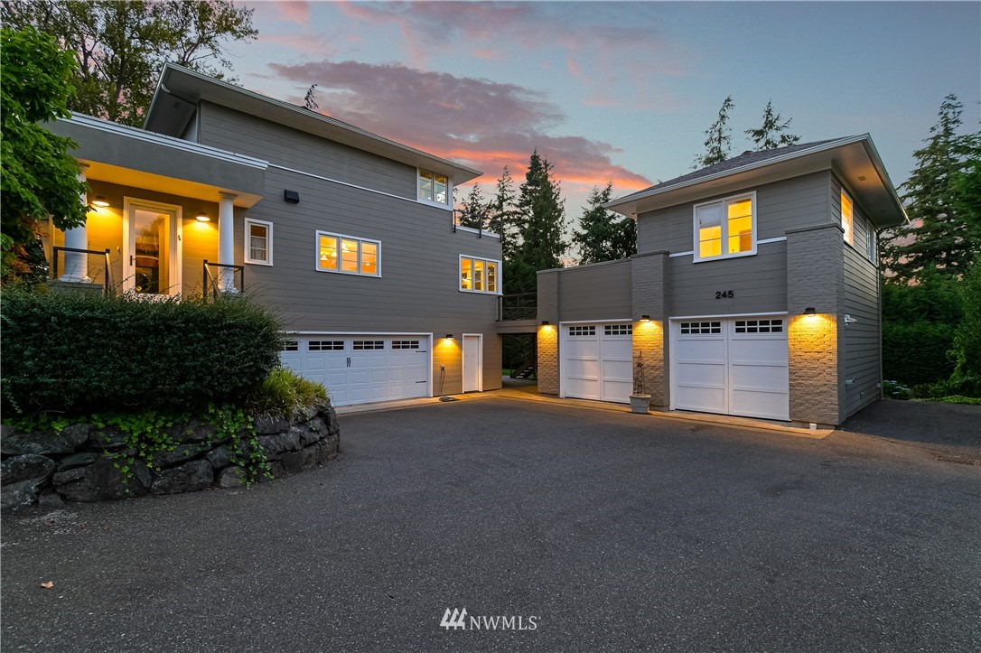 245 Middlefield Road Bellingham, WA 98225 - Photo 5 of 40 a front view of a house with a yard
