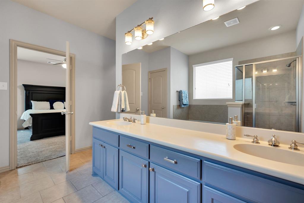 5009 Prosperity Row Midlothian, TX 76065 - Photo 18 of 34