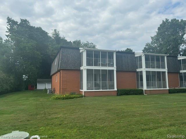 1467 Krafft Road, Unit 8 Port Huron, MI 48060 - Photo 1 of 28 1467 Krafft #8