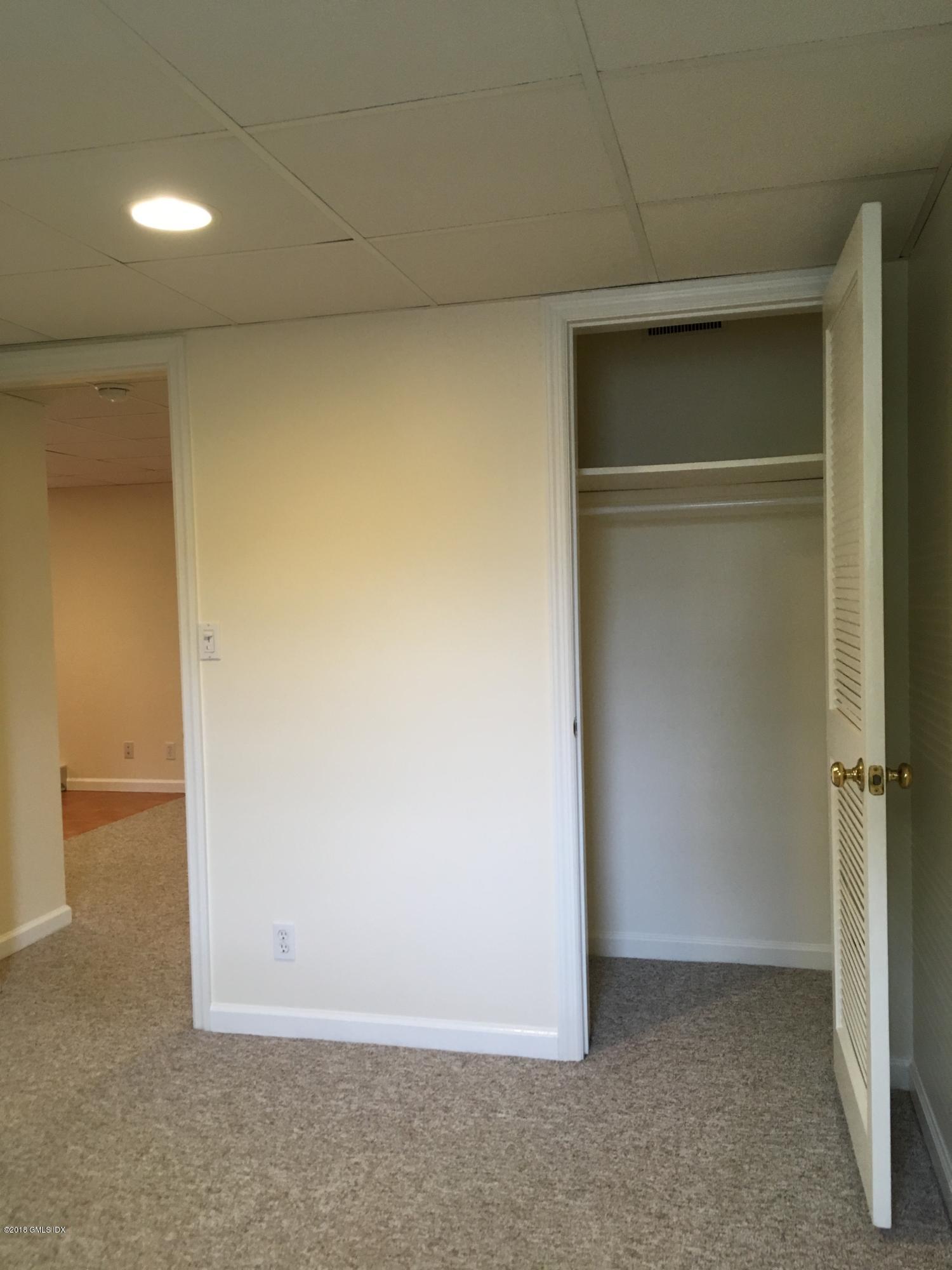 29 Talbot Lane Greenwich, CT 06830 - Photo 15 of 26 an empty room with closet