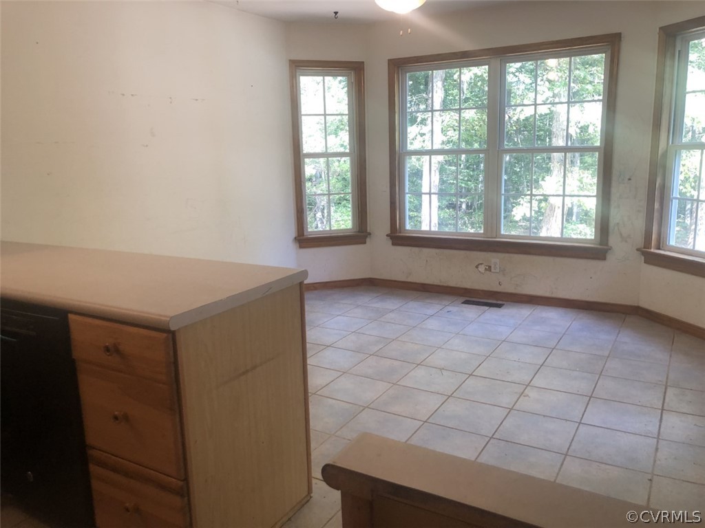 35 Frenchs Store Road Cumberland, VA 23040 - Photo 6 of 14 Large eat-in kitchen/breakfast nook with door lead