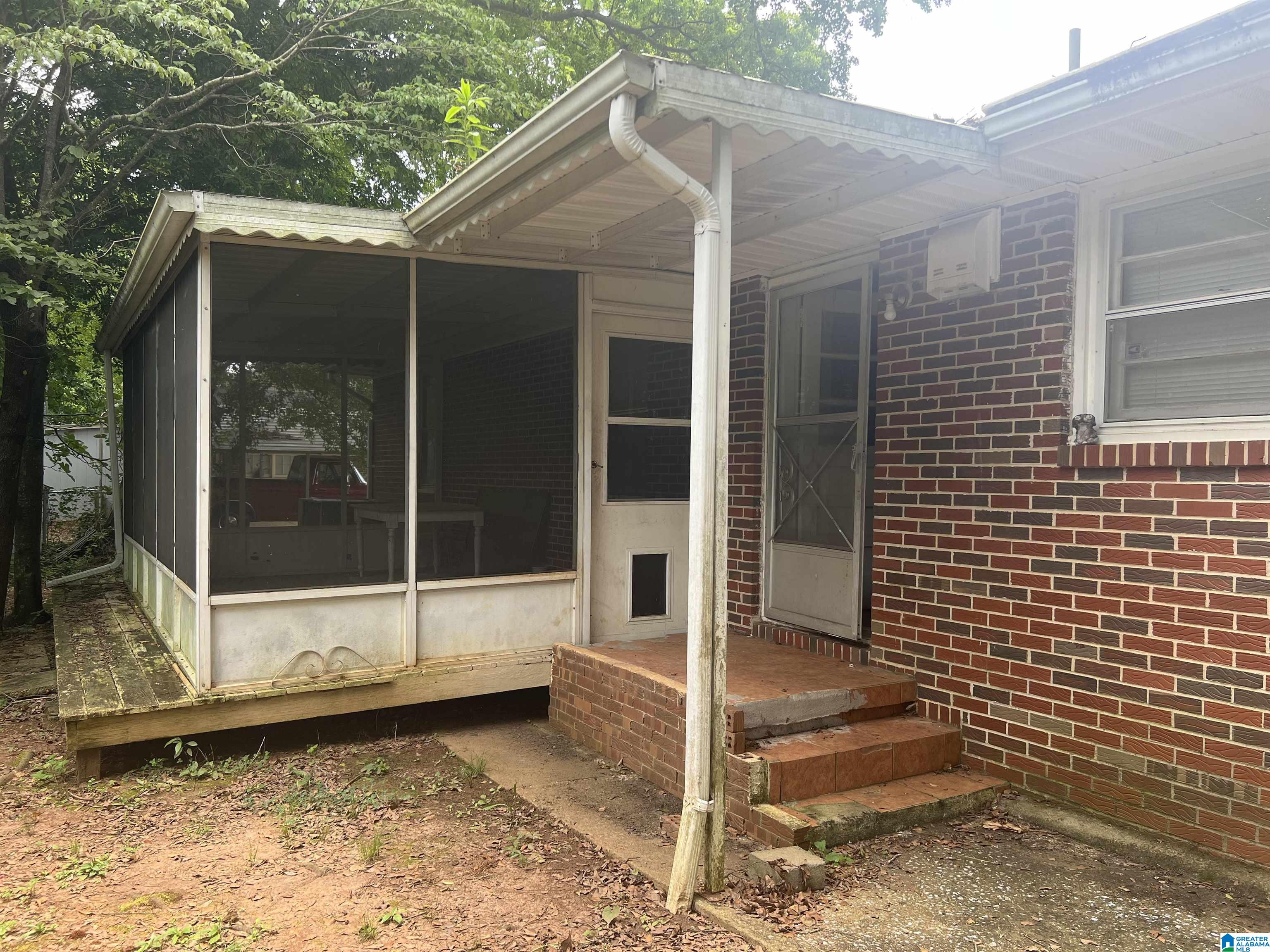 211 Sunset Drive Talladega, AL 35160 - Photo 18 of 21