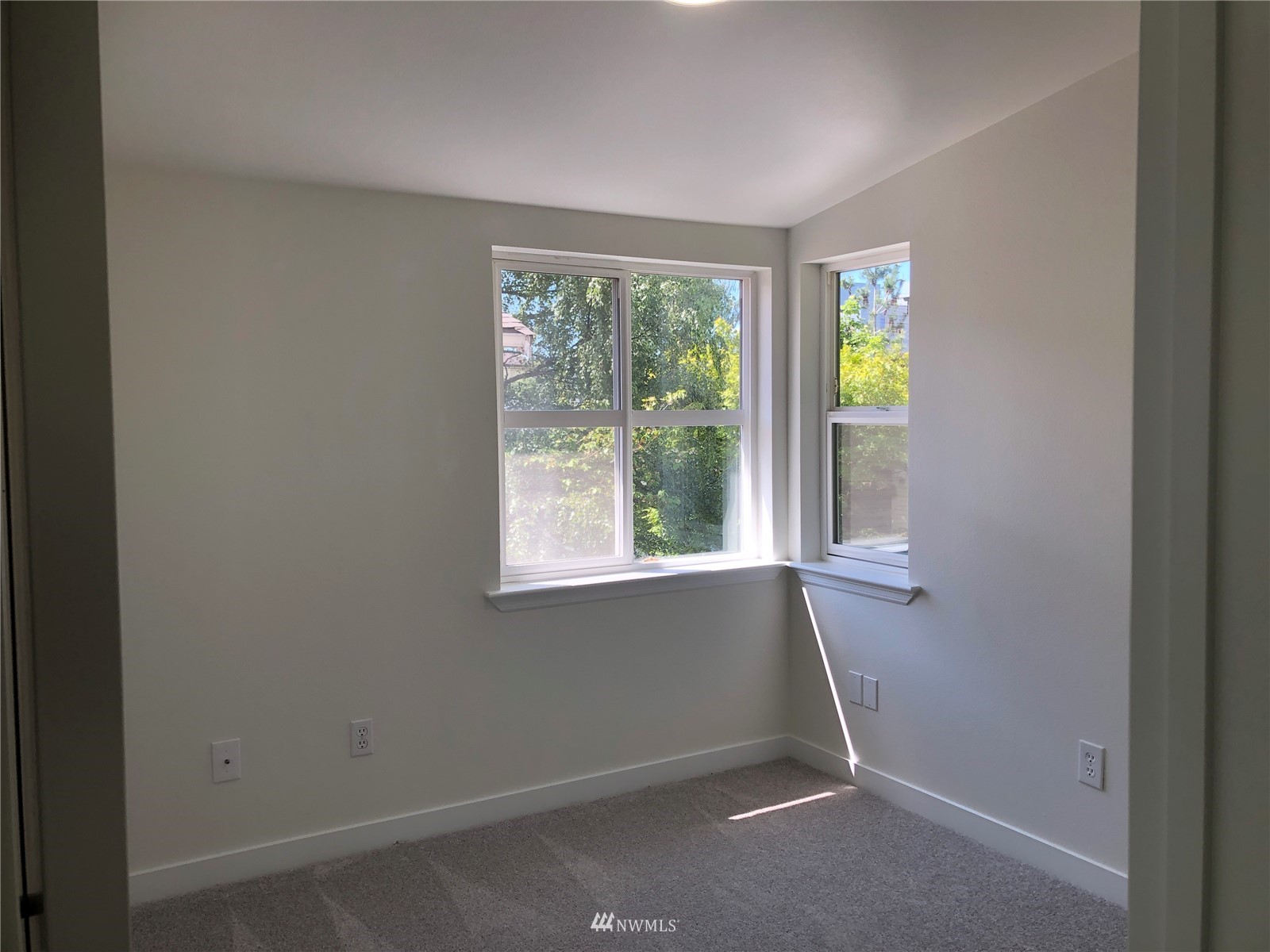 1144 North 90th Street Seattle, WA 98103 - Photo 13 of 30 Gallery Image 13