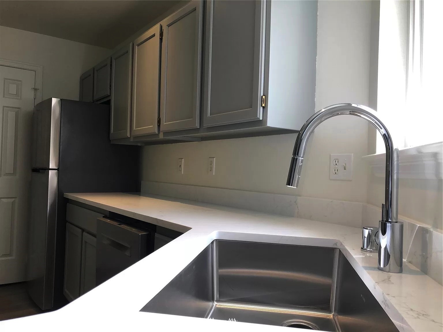 1144 North 90th Street Seattle, WA 98103 - Photo 10 of 30 Gallery Image 10