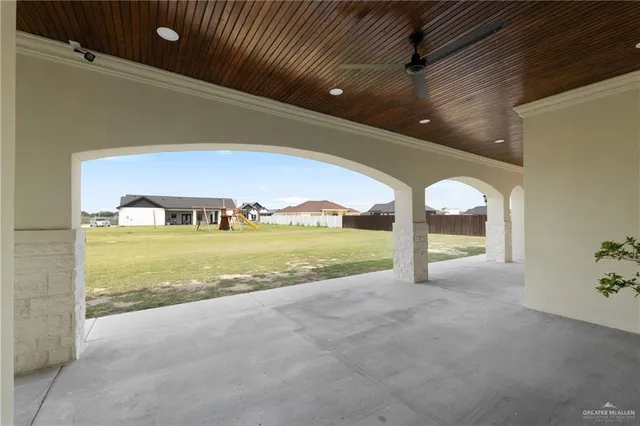 a view of an empty room with garden