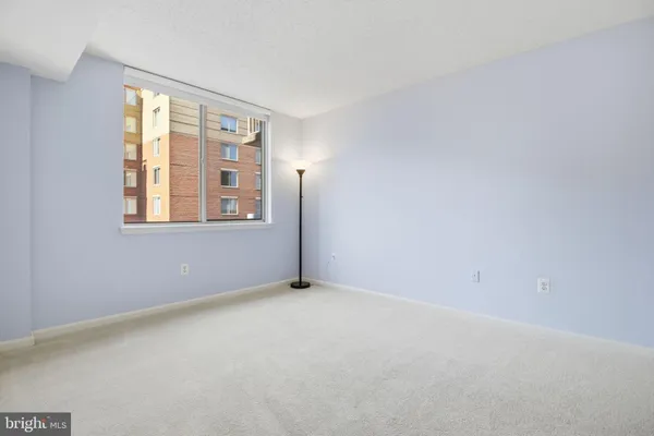 $2,400 | 3830 9th Street North, Unit 607E, Arlington, VA 22203