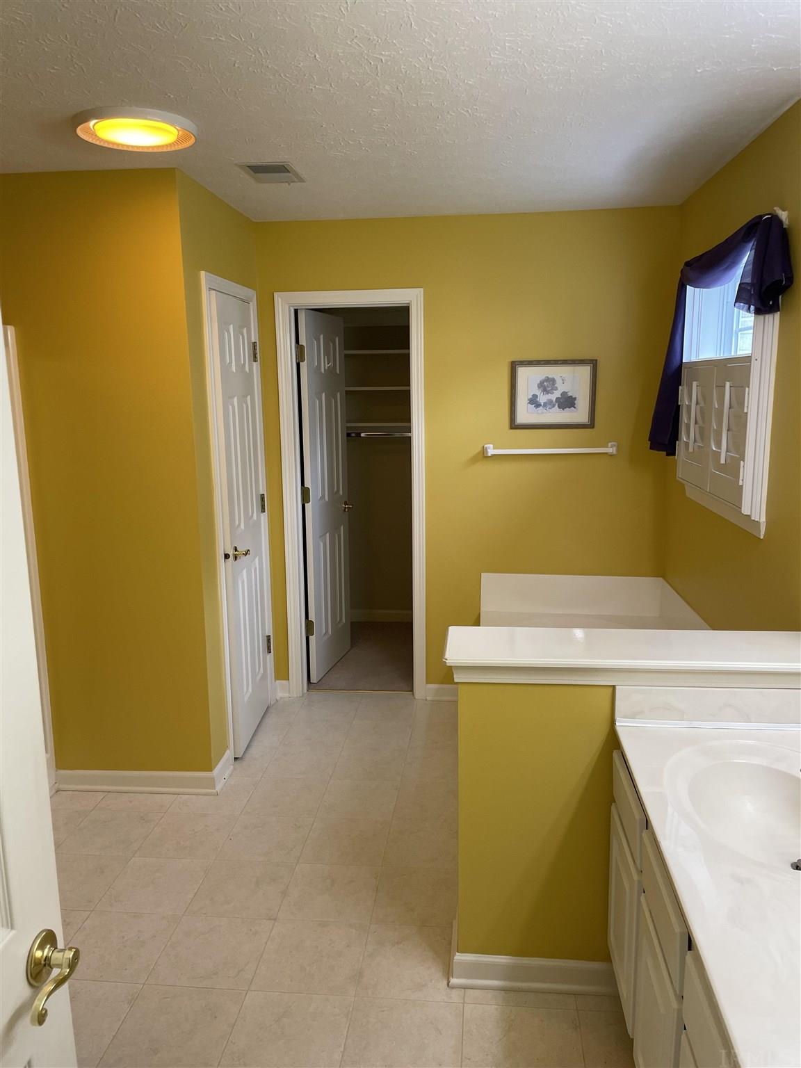 18838 Round Lake Road Noblesville, IN 46060 - Photo 18 of 27 Gallery Image 18