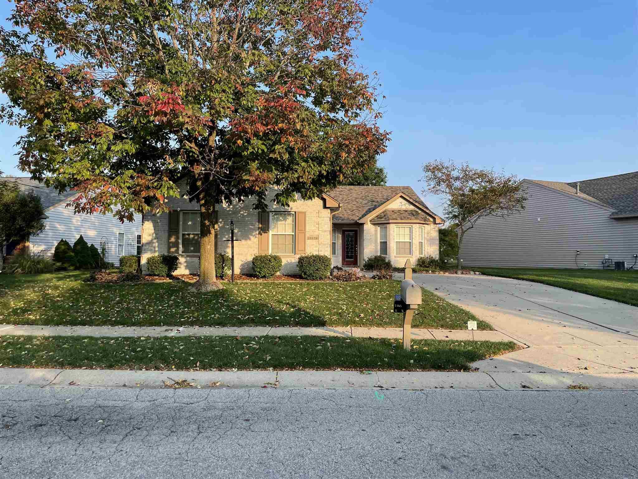 18838 Round Lake Road Noblesville, IN 46060 - Photo 26 of 27 Gallery Image 26