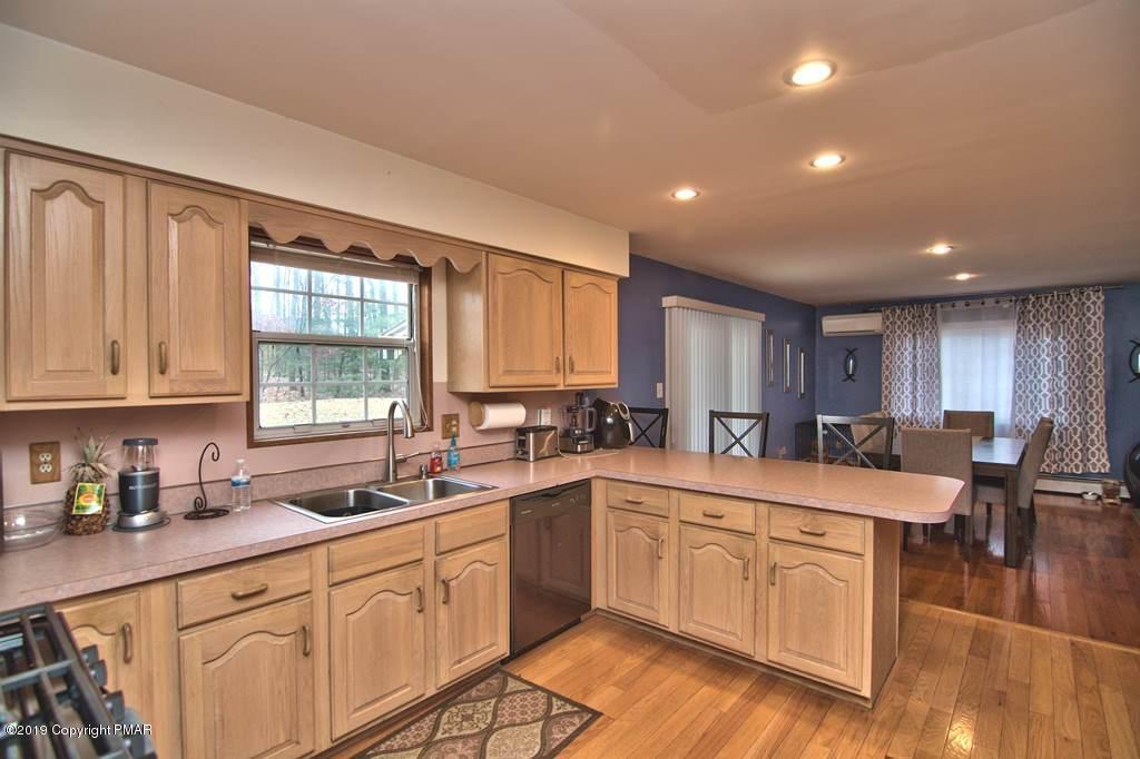 346 Charles Folly Road Bartonsville, PA 18321 - Photo 10 of 39 Photo 10