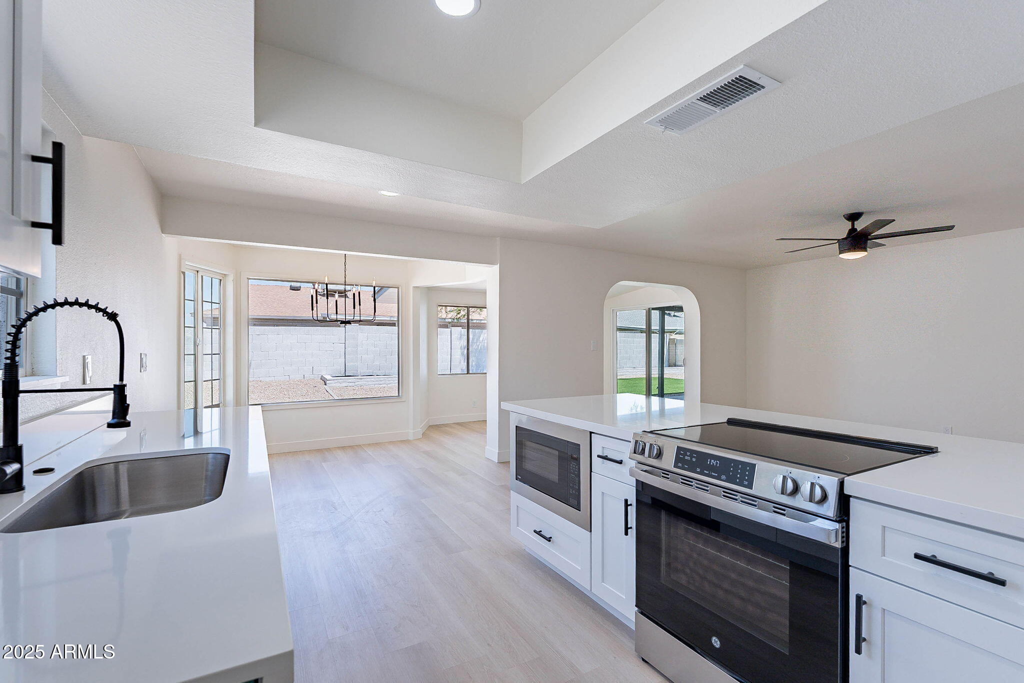5534 West Calavar Road Glendale, AZ 85306 - Photo 18 of 45 18-web-or-mls-Calavar-18