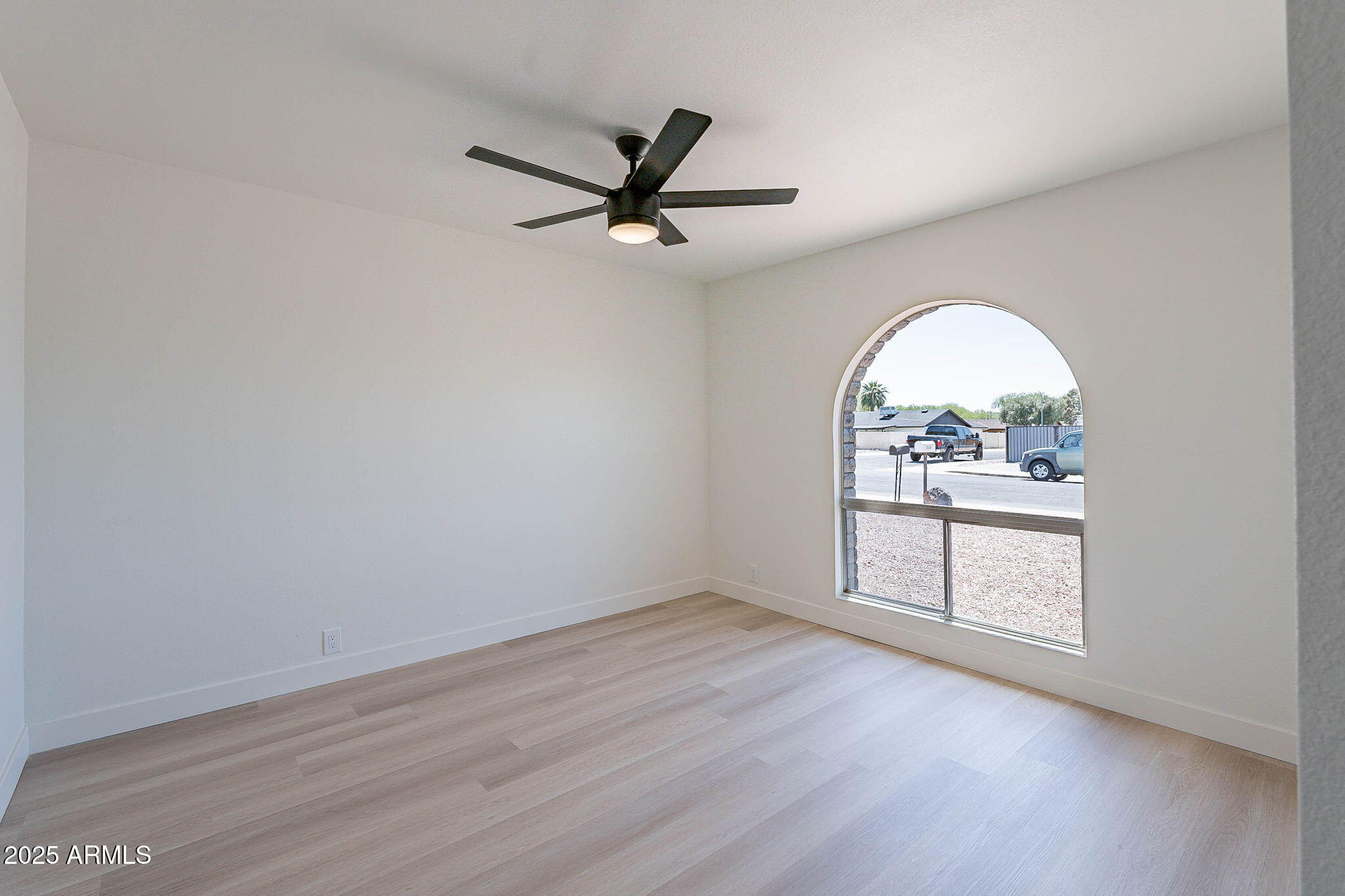 5534 West Calavar Road Glendale, AZ 85306 - Photo 24 of 45 24-web-or-mls-Calavar-24