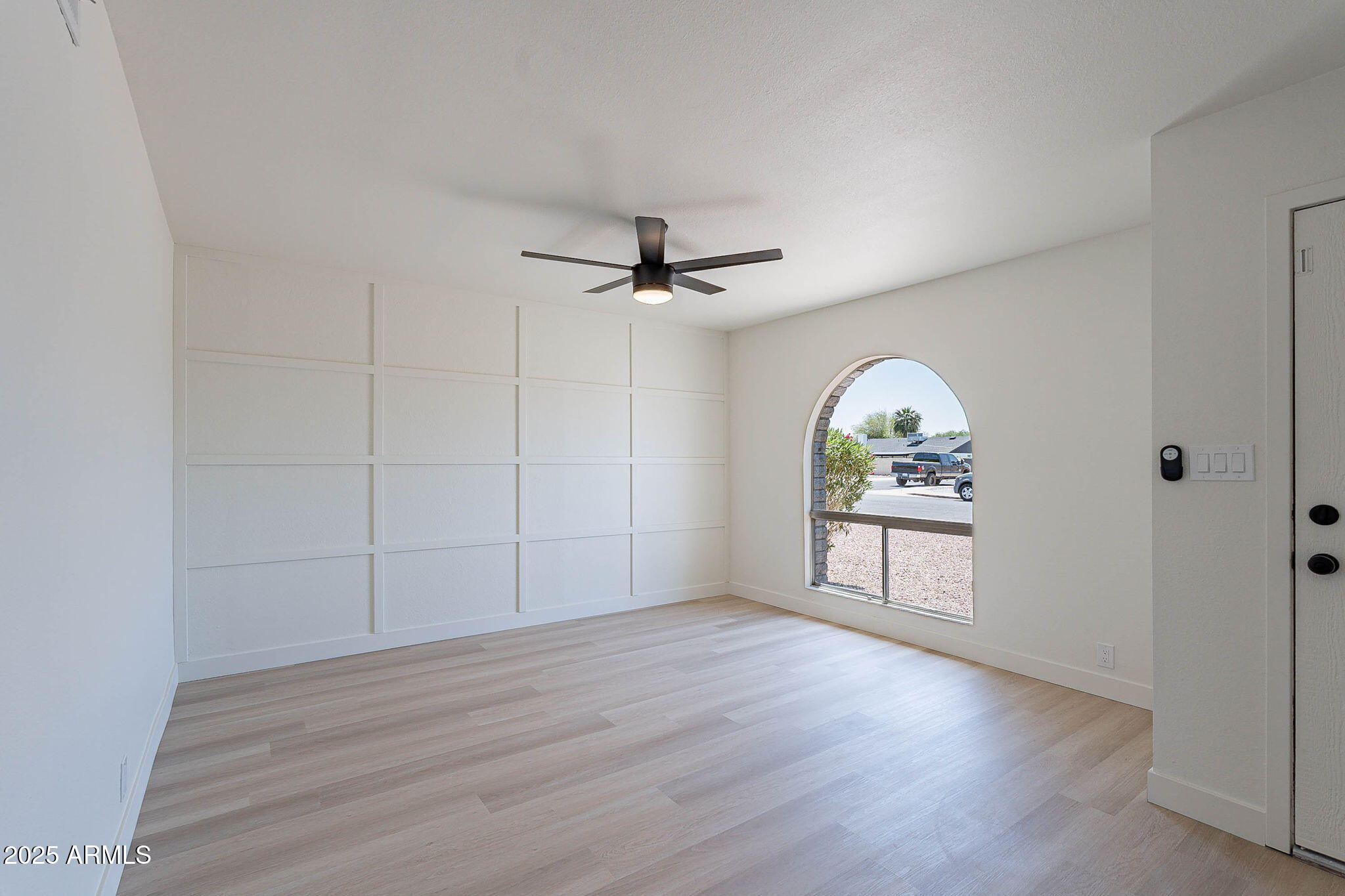 5534 West Calavar Road Glendale, AZ 85306 - Photo 9 of 45 9-web-or-mls-Calavar-9