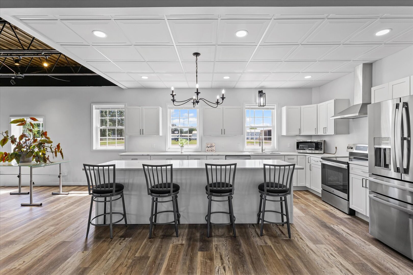 176 South Henning Road Danville, IL 61832 - Photo 14 of 58