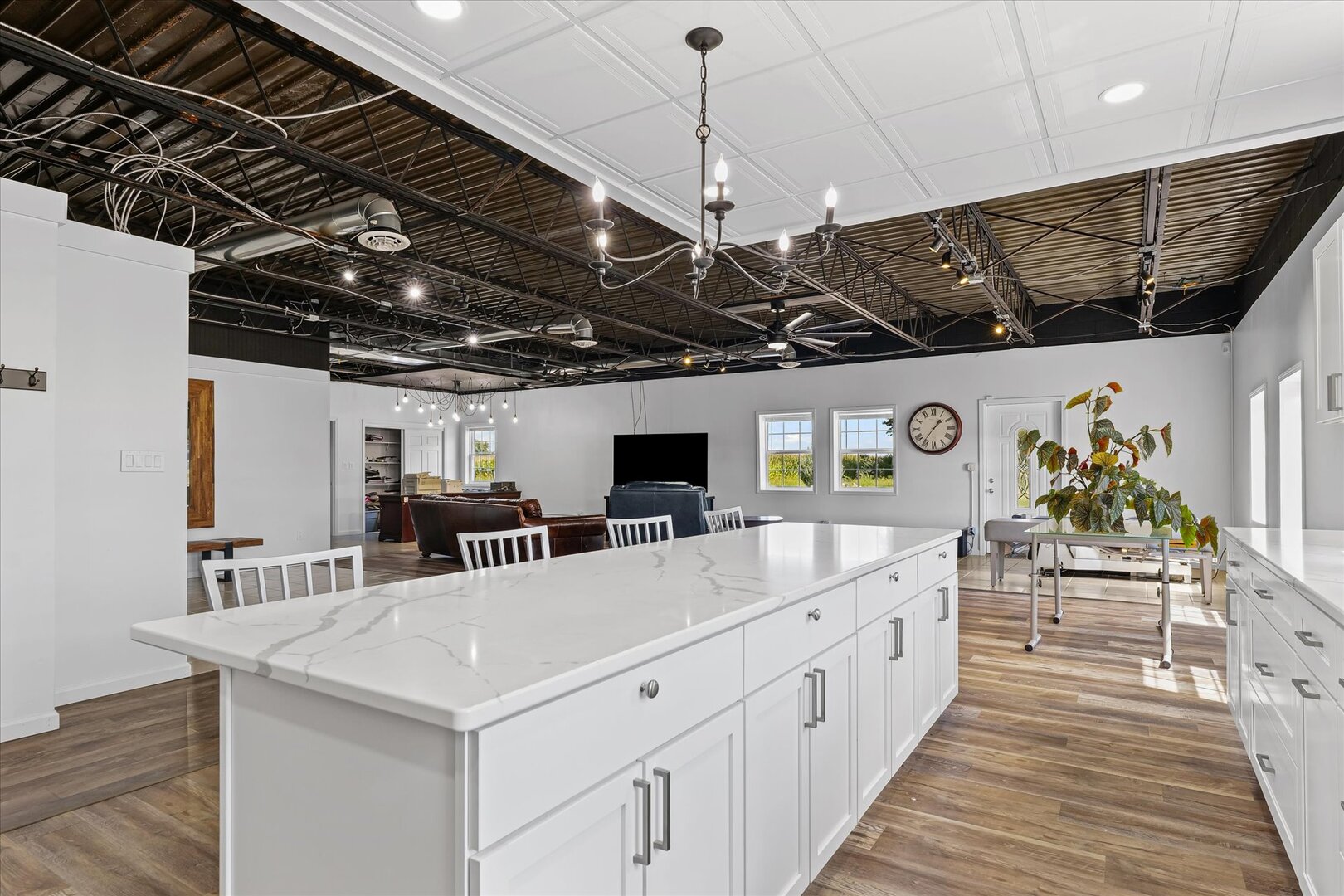 176 South Henning Road Danville, IL 61832 - Photo 15 of 58