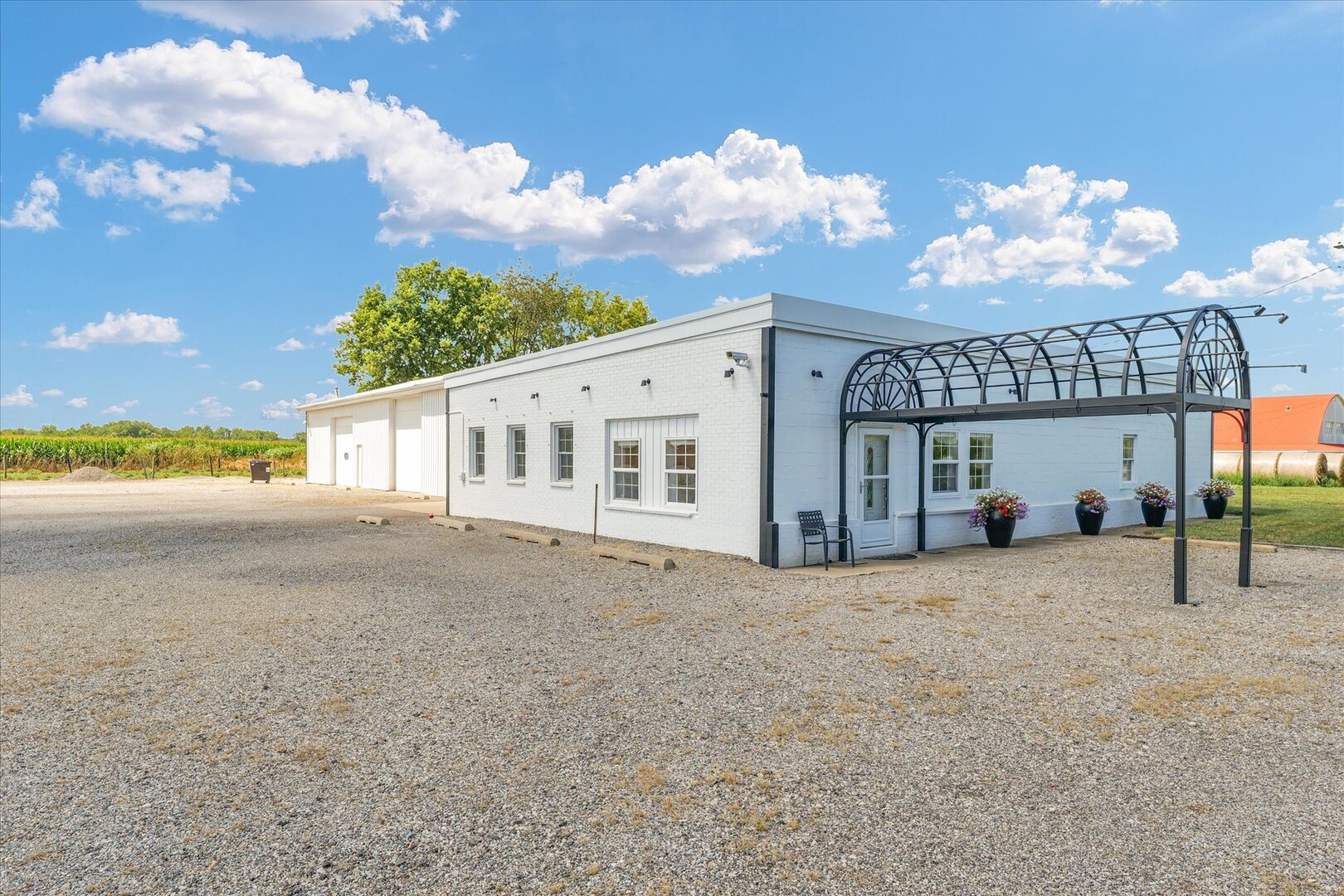 176 South Henning Road Danville, IL 61832 - Photo 2 of 58