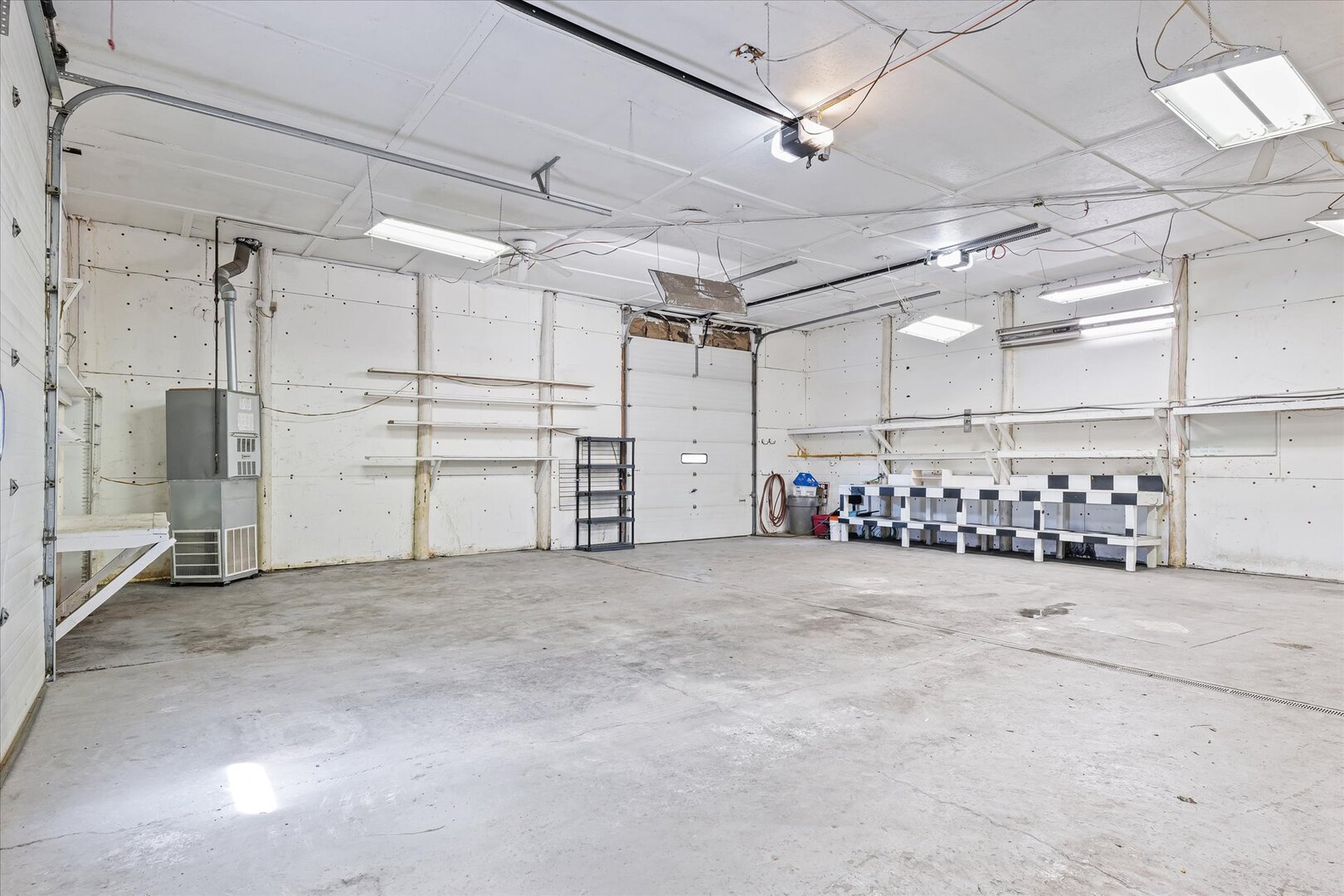 176 South Henning Road Danville, IL 61832 - Photo 33 of 58