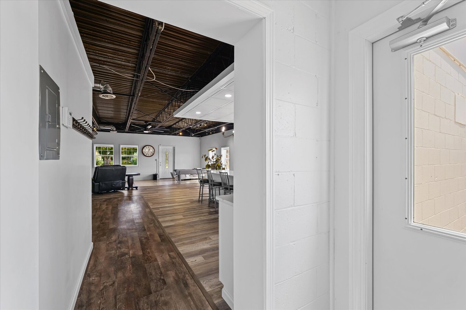 176 South Henning Road Danville, IL 61832 - Photo 5 of 58