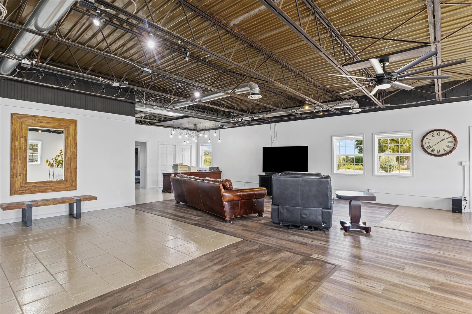 176 South Henning Road Danville, IL 61832 - Photo 8 of 58