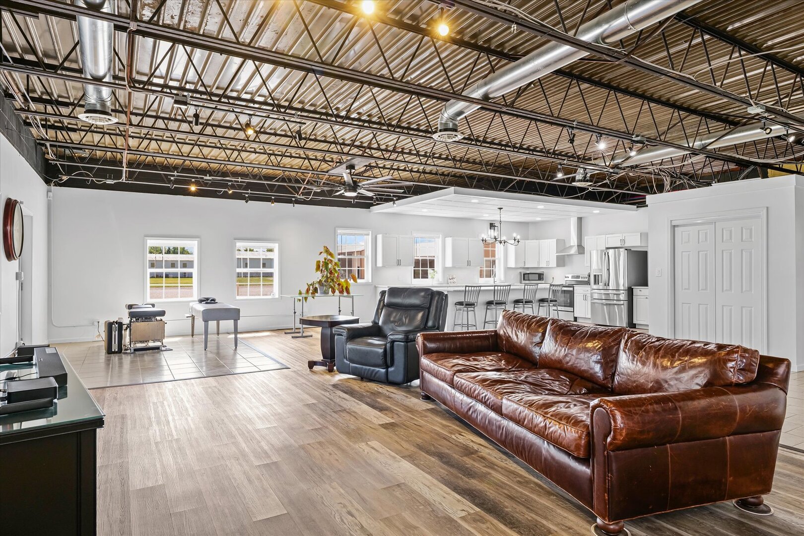 176 South Henning Road Danville, IL 61832 - Photo 9 of 58