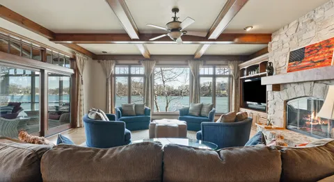 $4,950,000 | W5539 Oak Park Road, La Grange, WI 53121