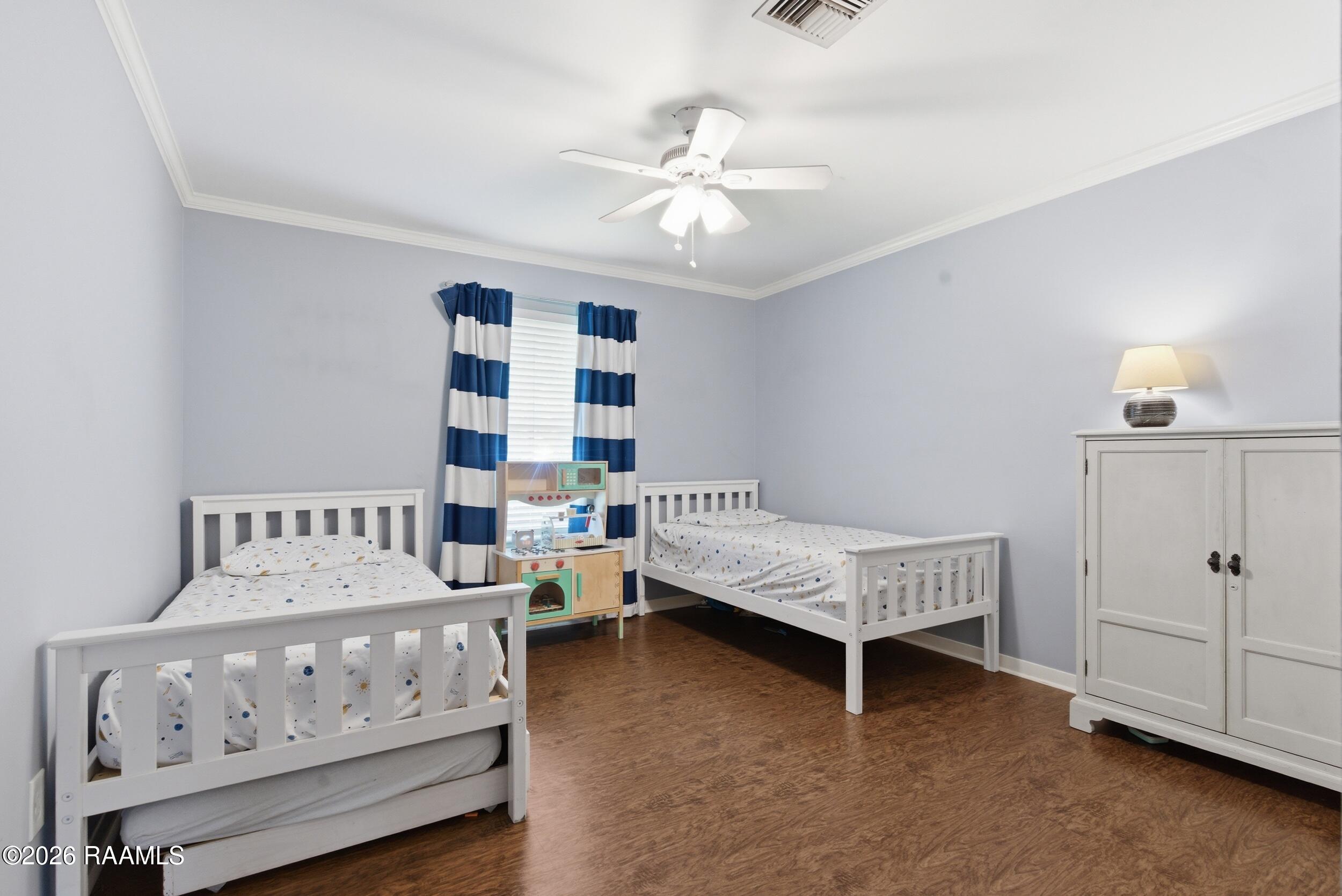 229 Lyons Street Lafayette, LA 70506 - Photo 10 of 29 Back Bedroom