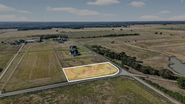 a view of outdoor space