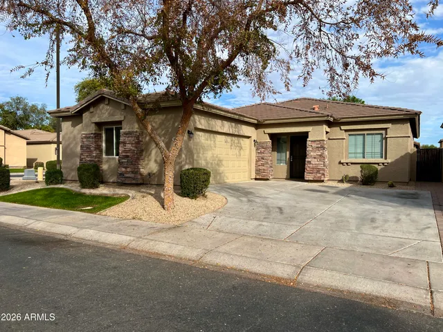 $2,250 | 1047 South Sacramento Place, Chandler, AZ 85286