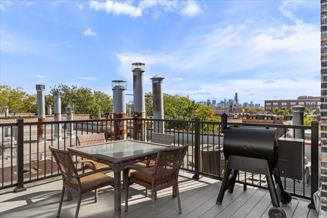 $374,500 | 2510 North Wayne Avenue, Unit 308, Chicago, IL 60614