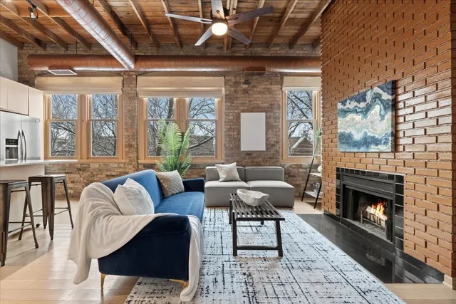 $374,500 | 2510 North Wayne Avenue, Unit 308, Chicago, IL 60614