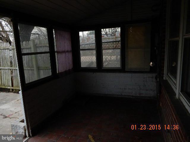 2851 Hollins Ferry Road Baltimore, MD 21230 - Photo 6 of 12 Exterior (Rear)