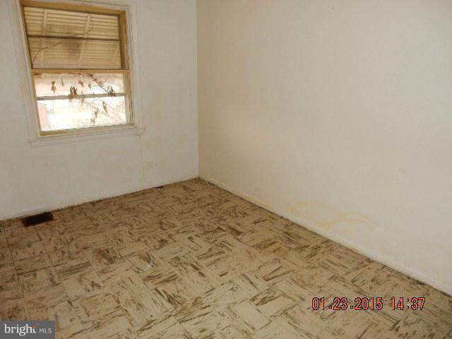 2851 Hollins Ferry Road Baltimore, MD 21230 - Photo 10 of 12 Bedroom