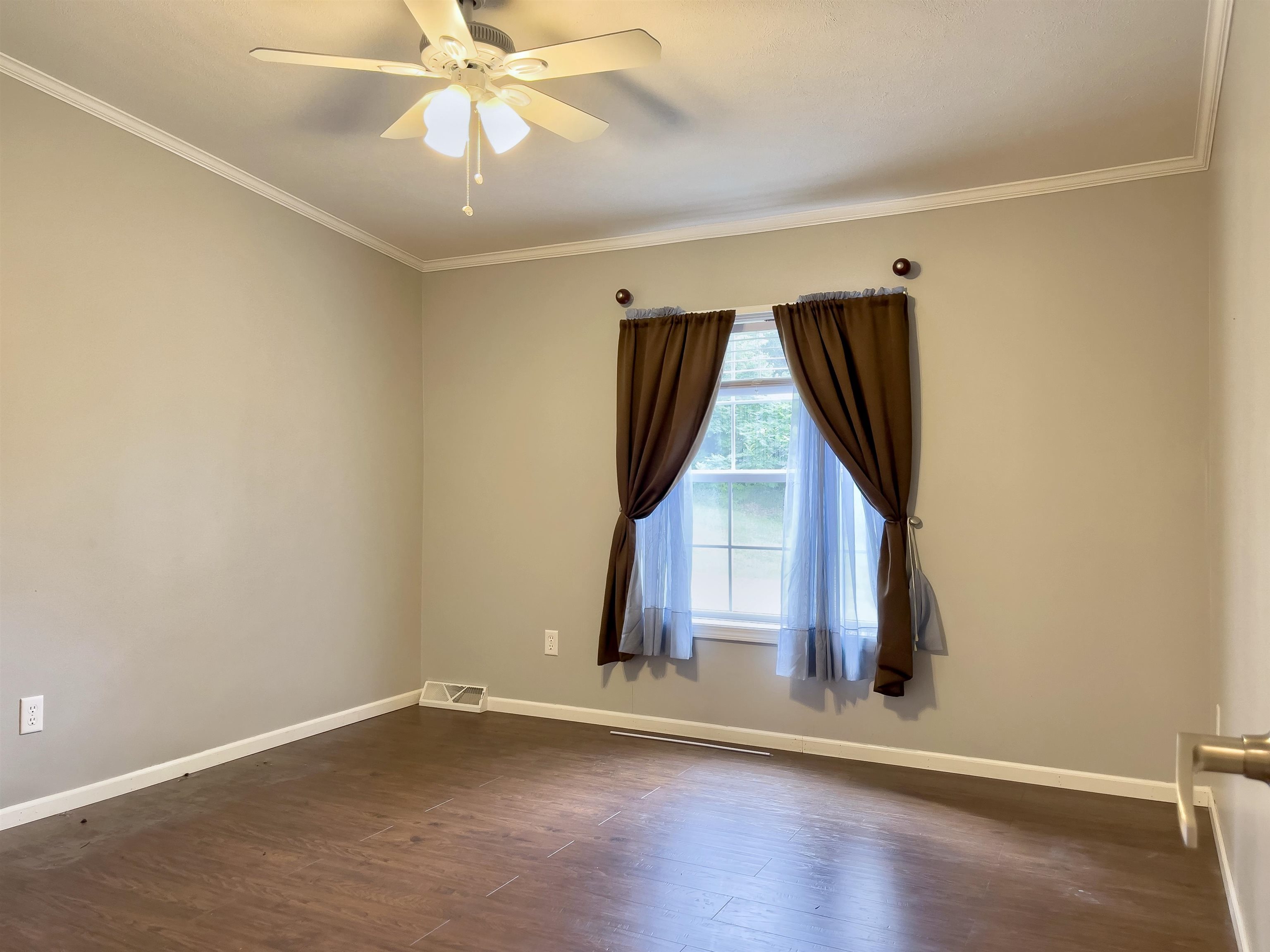77 Seneca Street Rochester, NH 03867 - Photo 15 of 40