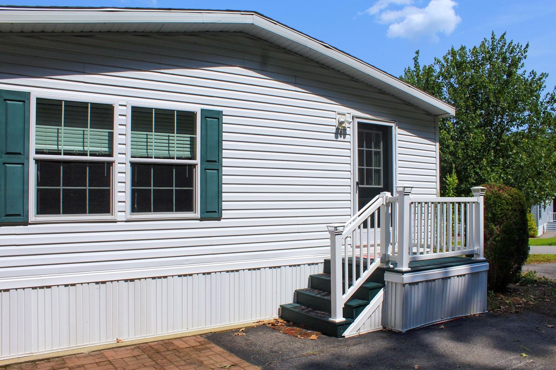 77 Seneca Street Rochester, NH 03867 - Photo 21 of 40