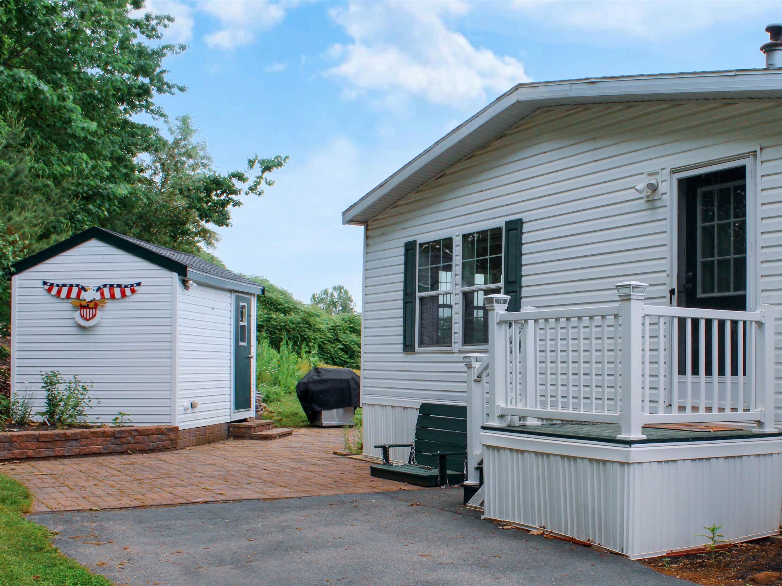 77 Seneca Street Rochester, NH 03867 - Photo 34 of 40