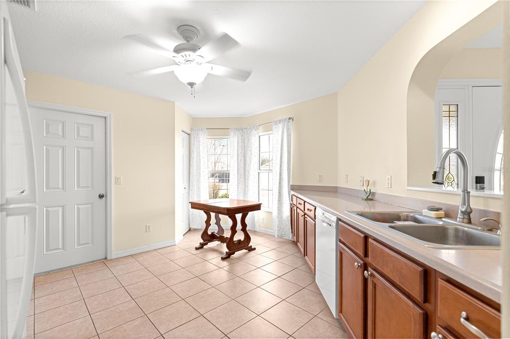 9770 Southwest 92nd Place Road Ocala, FL 34481 - Photo 9 of 35