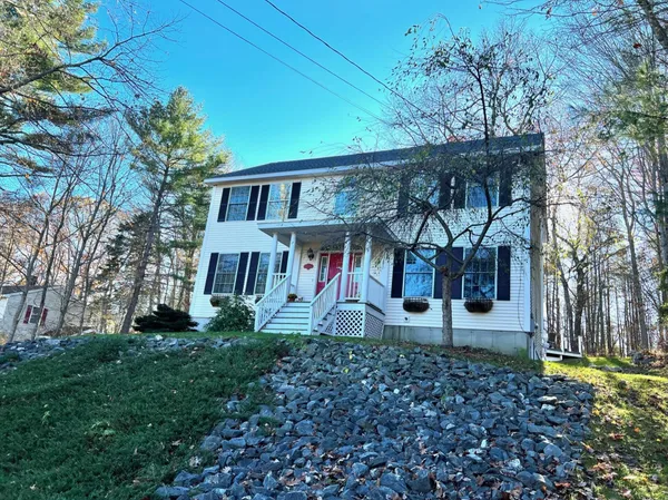 $550,000 | 125 Ridgeview Drive, Veazie, ME 04401