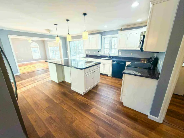 $550,000 | 125 Ridgeview Drive, Veazie, ME 04401