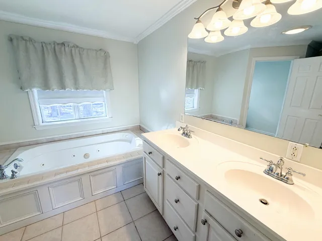 $550,000 | 125 Ridgeview Drive, Veazie, ME 04401