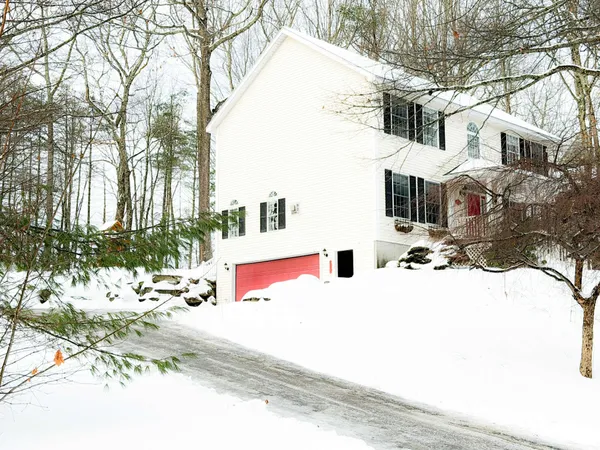 $550,000 | 125 Ridgeview Drive, Veazie, ME 04401