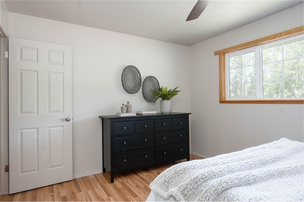 4312 Stable Lane Chico, CA 95973 - Photo 26 of 50 a bedroom with a bed and a window