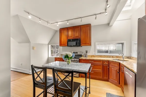 $3,950 | 45 Quincy Street, Unit 2, Medford, MA 02155