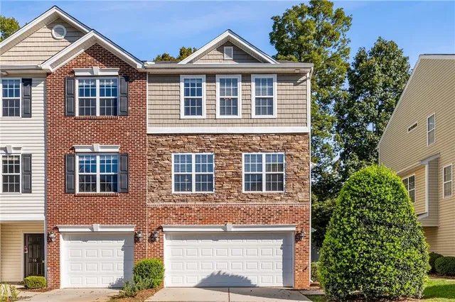 $2,200 | 14 Dunlevy Way, Greensboro, NC 27455