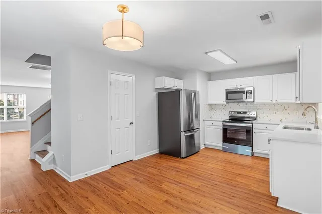 $2,200 | 14 Dunlevy Way, Greensboro, NC 27455