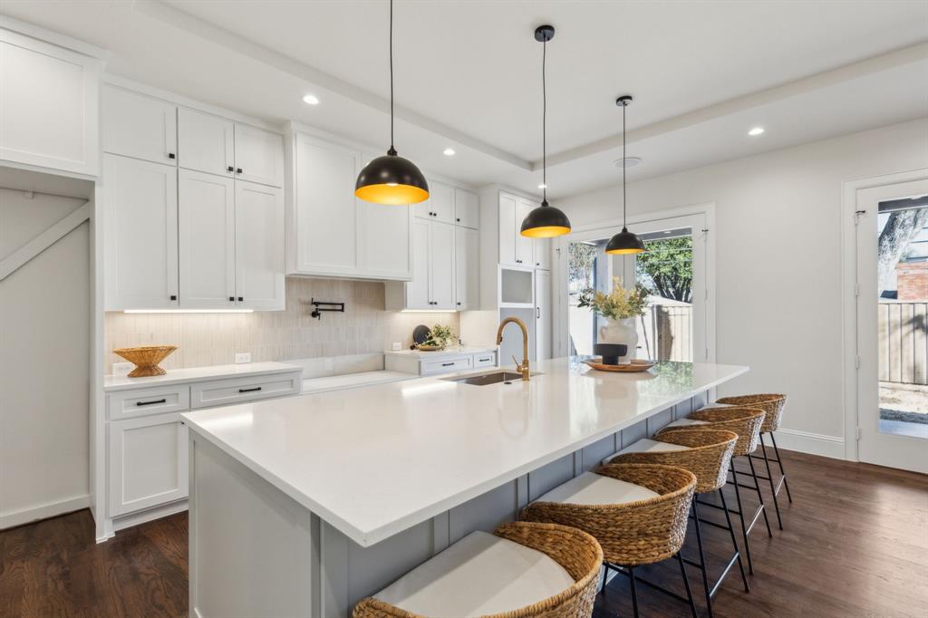 8638 Lockhaven Drive Dallas, TX 75238 - Photo 11 of 25