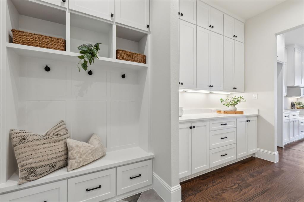 8638 Lockhaven Drive Dallas, TX 75238 - Photo 18 of 25