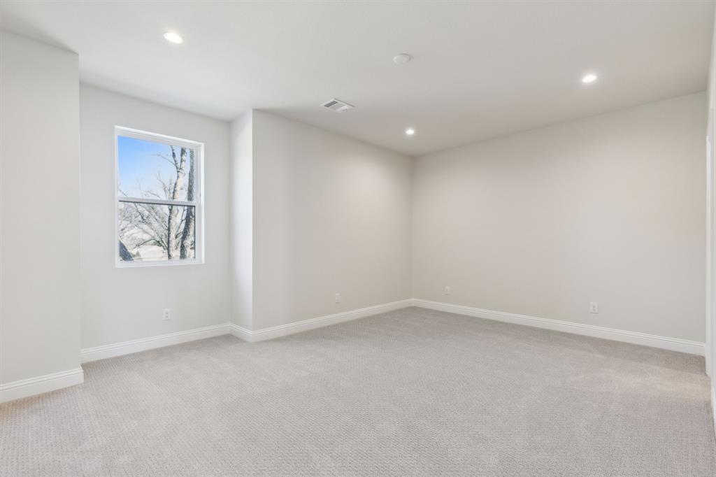 8638 Lockhaven Drive Dallas, TX 75238 - Photo 21 of 25